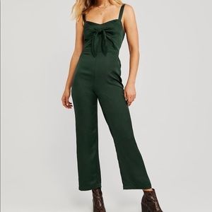 A&F Satin jumpsuit